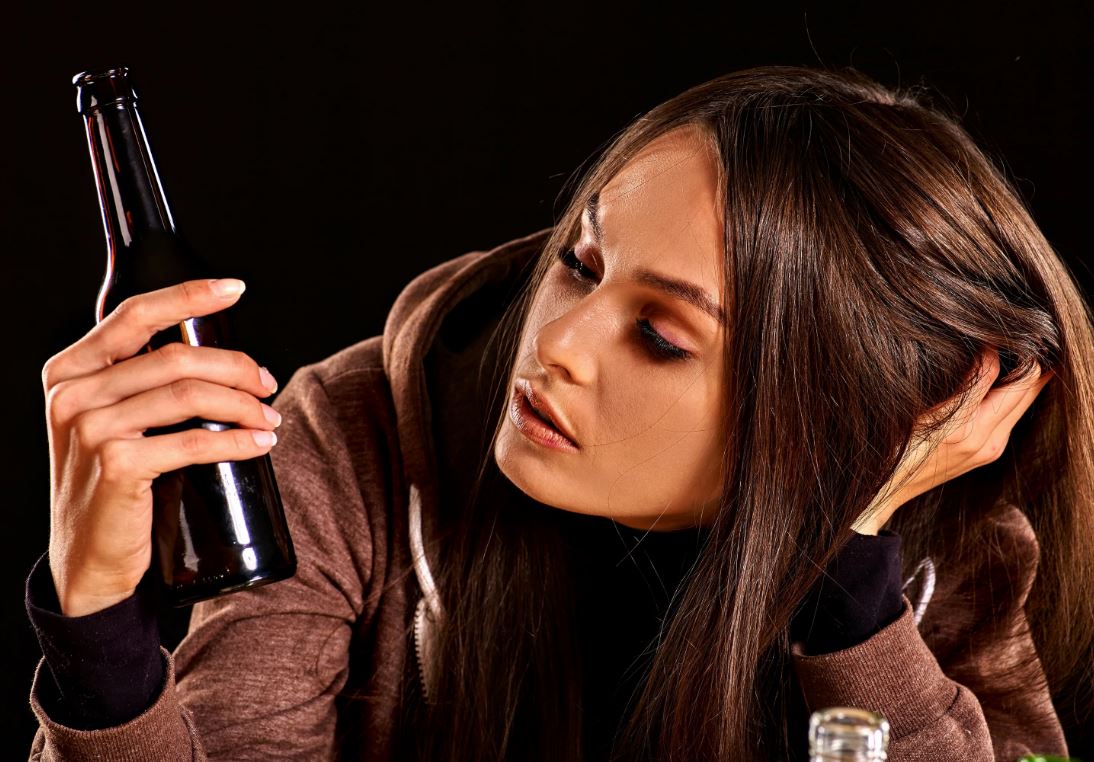 употребление алкоголя может напрямую вызвать рак