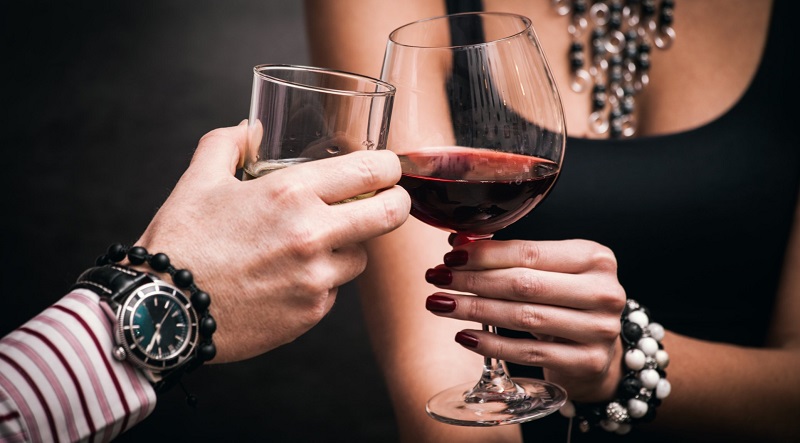 Употребление безалкогольных напитков приводит к снижению употребления алкоголя